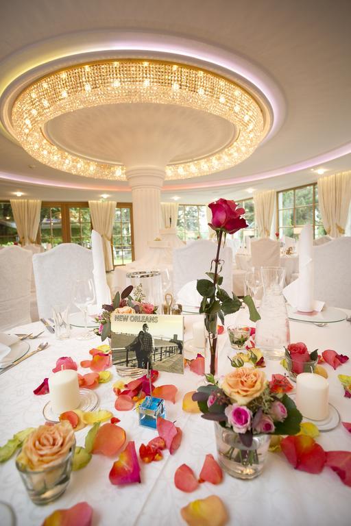 Gartenhotel Maria Theresia Hall in Tirol Eksteriør bilde