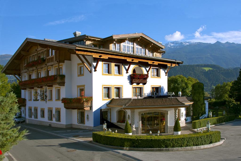 Gartenhotel Maria Theresia Hall in Tirol Eksteriør bilde